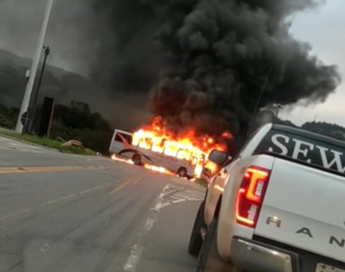  Grave  acidente com vítimas  na  PR-423 Campo Largo