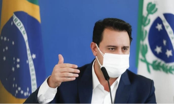  Ratinho Junior revela intenção de retornar com as aulas presencias a partir de maio