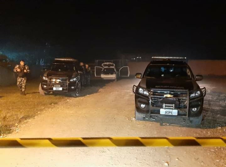  CINCO MORTOS  Acerto de contas entre facções termina em confronto e com cinco suspeitos mortos, diz PM