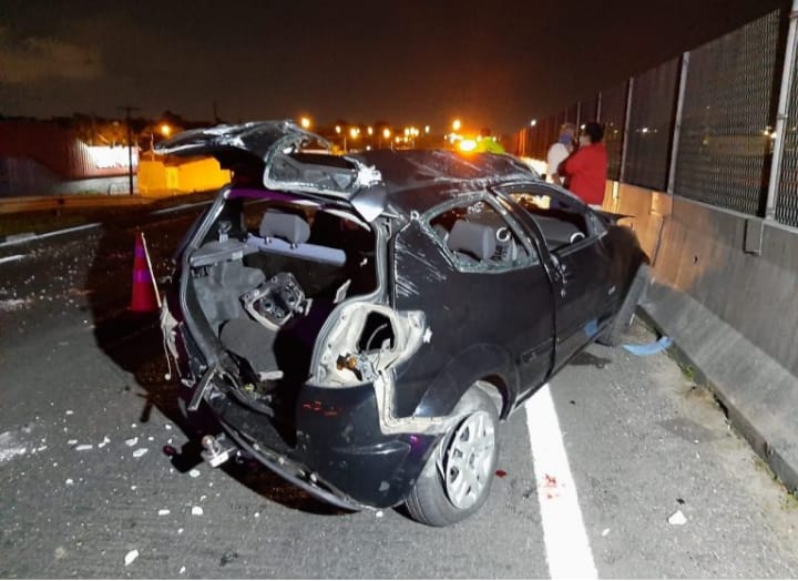  Morre criança vítima de acidente provocado por motorista que fugiu do local em Curitiba.