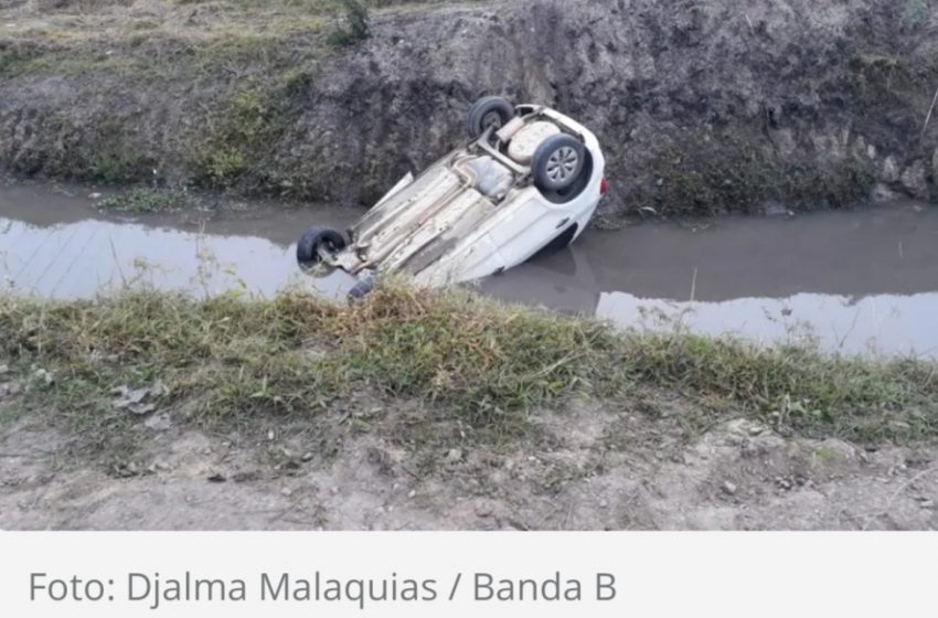  Homem que estava indo trabalhar cai com carro em valeta para fugir de assaltantes em São José dos Pinhais