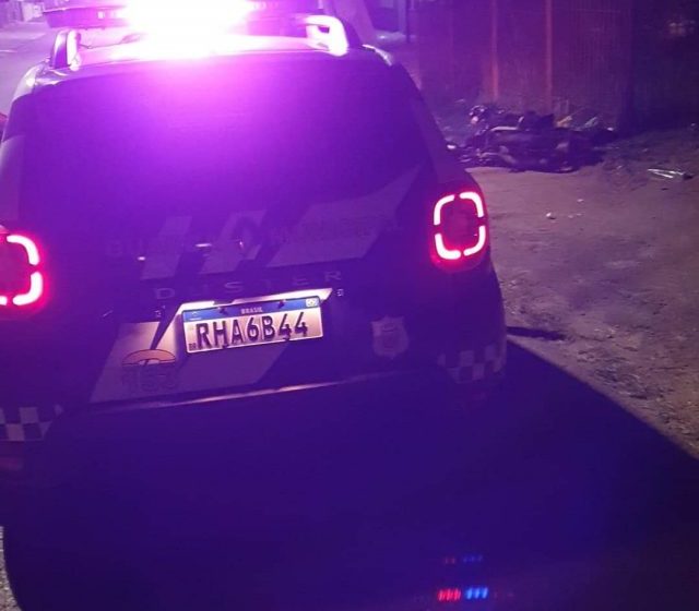  Motoboy morre após colidir com poste no Afonso Pena em São José dos Pinhais