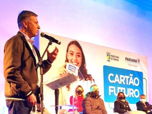  Deputado Luizão Goulart participa do lançamento do programa que incentiva contratação de Jovens Aprendiz