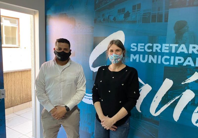  Vereador Renan Machado se reúne com a secretária de saúde de SJP