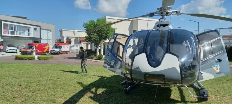 Criança de 1 ano é socorrida em estado grave após se afogar em piscina de Curitiba