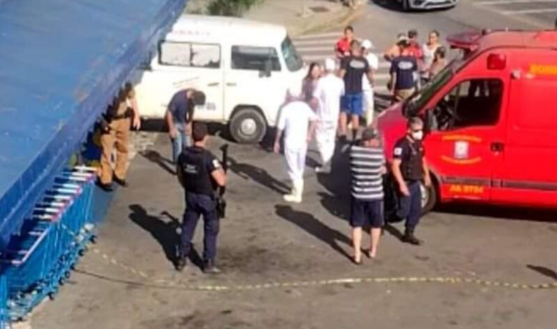  Jovem mata pai com facão dentro de mercado de Araucária: ‘Mesmo morrendo, pediu que Deus perdoe filho’