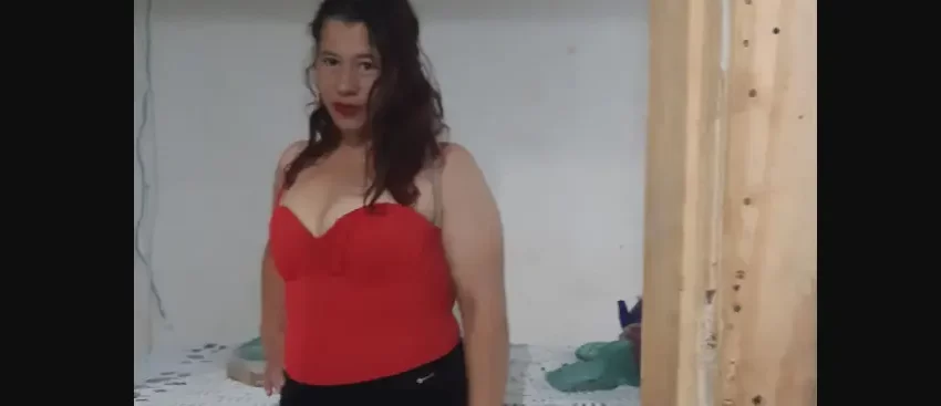  Mulher assassinada a tiros em Colombo havia matado a facadas homem que estuprou filha dela