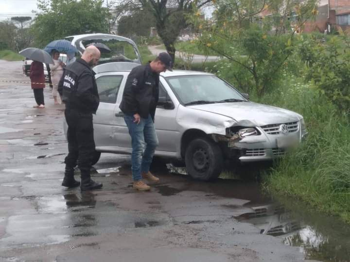  HOMEM É PERSEGUIDO DE CARRO E EXECUTADO A TIROS NO BAIRRO UBERABA, EM CURITIBA