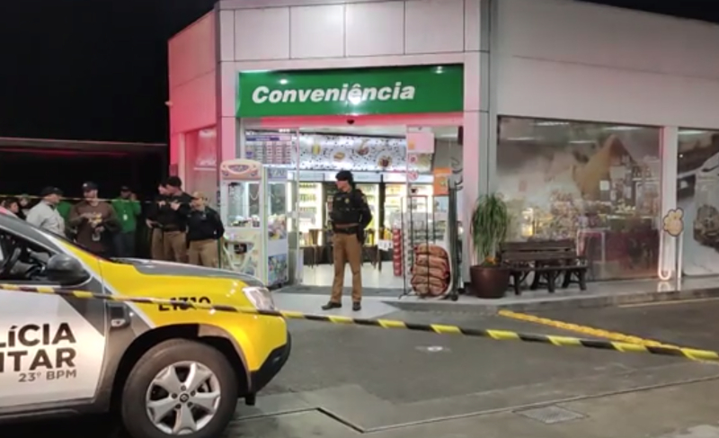  PM de folga impede assalto em posto de combustíveis em Curitiba; Veja o vídeo!