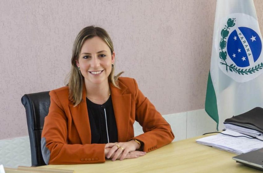  Karime Fayad lidera em intenções de voto e caminha para a reeleição em Rio Branco do Sul, aponta pesquisa Ágili/Rádio Banda B