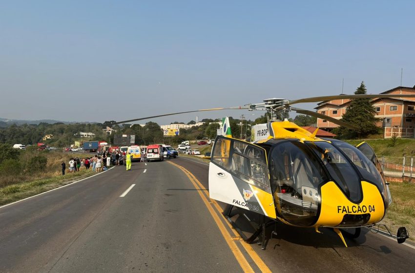  Carro com sete pessoas, incluindo crianças, cai em ribanceira de 20 metros no Contorno Norte