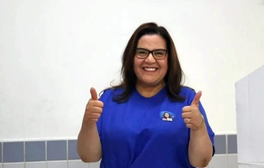  Professora Rosa Maria é eleita prefeita de Pinhais com quase 70% dos votos