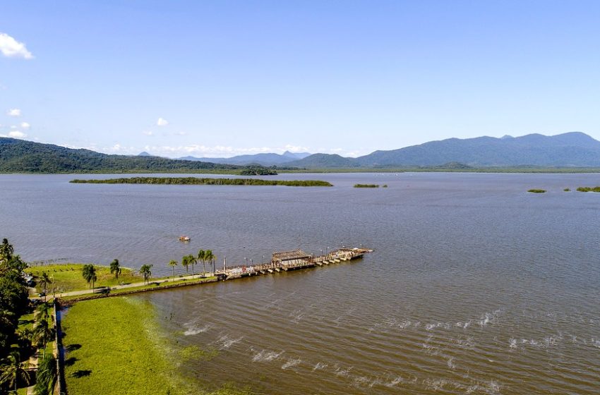  Pai salva filha de afogamento no litoral do Paraná