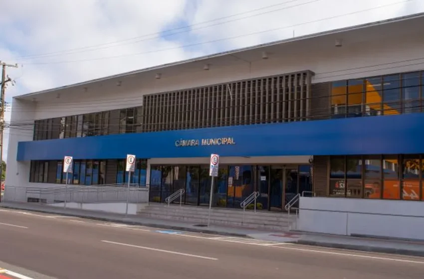  Vereadores, Prefeita e vice Prefeito, Tomam Posse em São José dos Pinhais