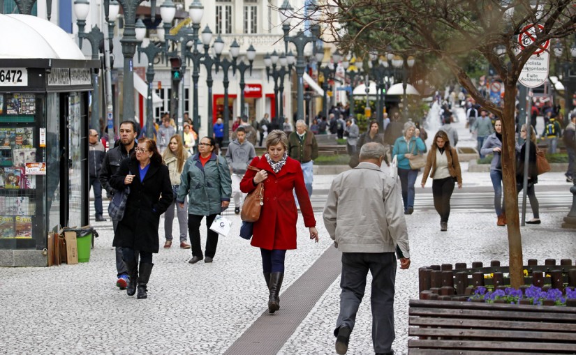  Primeira massa de ar frio de 2025 chega ao Paraná com temperaturas amenas