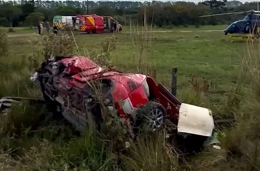  Homem de 58 anos é resgatado de helicóptero após grave acidente na PR-281, em Tijucas do Sul