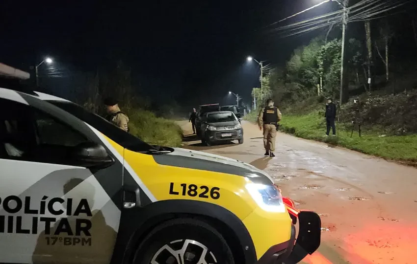  Assaltante armado morre em confronto com a PM em São José dos Pinhais, após render família no Uberaba