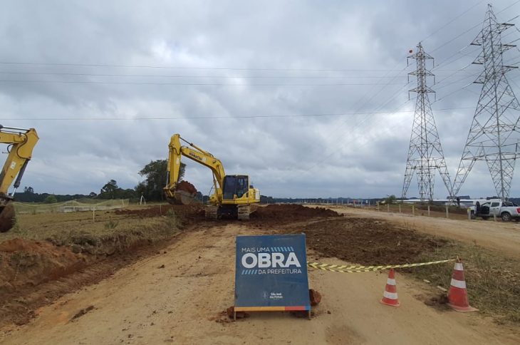  Rua Durval Moletta, no bairro Agaraú, passa por grande obra de modernização em São José dos Pinhais