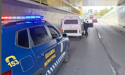  Guarda Municipal de São José dos Pinhais recupera Kombi roubada e prende suspeito