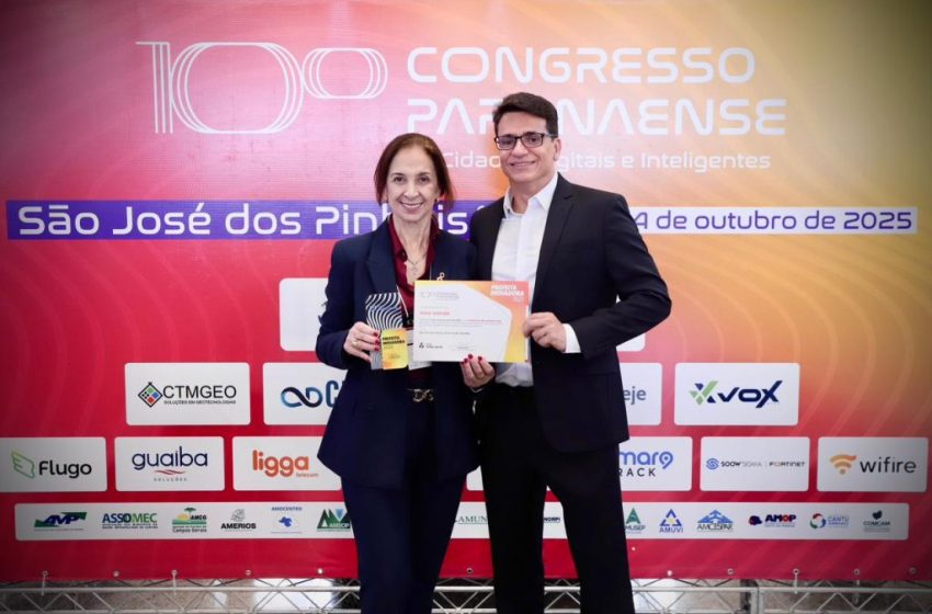  São José dos Pinhais é destaque estadual em inovação pública e prefeita Nina Singer recebe o prêmio Prefeito Inovador 2025