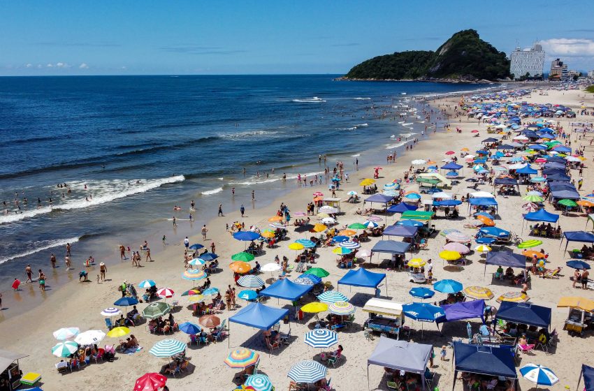 Litoral do Paraná espera público recorde no verão, Réveillon e Verão Maior Paraná