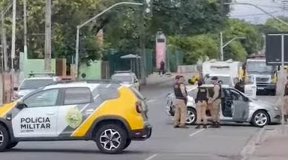  Dois suspeitos morrem em confronto com policiais do 20º Batalhão após perseguição em Curitiba