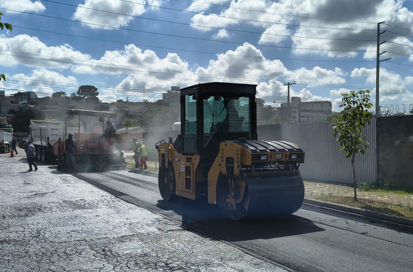  Três ruas de São José dos Pinhais recebem novo recape asfáltico e começam o ano com melhores condições de tráfego