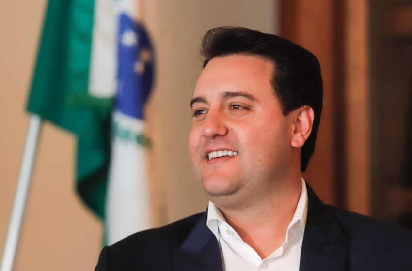  Ratinho Junior abre mão de disputa presidencial e foca na eleição de seu sucessor no Paraná