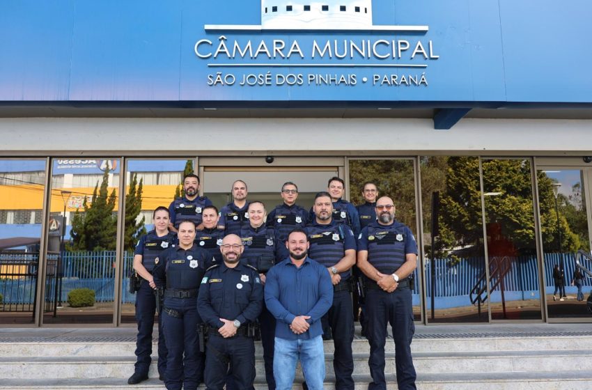  Homenagem marca os 20 anos da primeira turma da Guarda Municipal em São José dos Pinhais