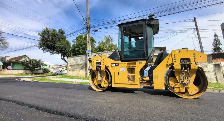  Rua Sete de Setembro recebe recape asfáltico em São José dos Pinhais